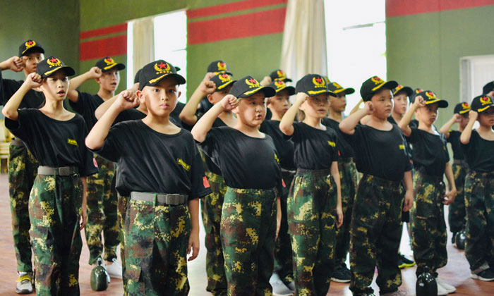 廣州軍事夏令營價格