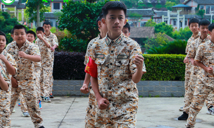 廣州軍事夏令營.gif