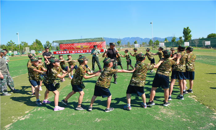 廣州軍事夏令營.jpg