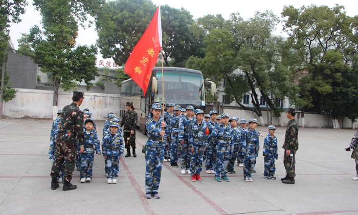 有沒有好的廣州軍事夏令營推薦？.jpg