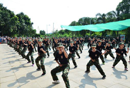 參加廣州軍事夏令營(yíng)能收獲什么？