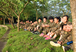  廣州軍事夏令營(yíng)讓您孩子的暑假不再枯燥