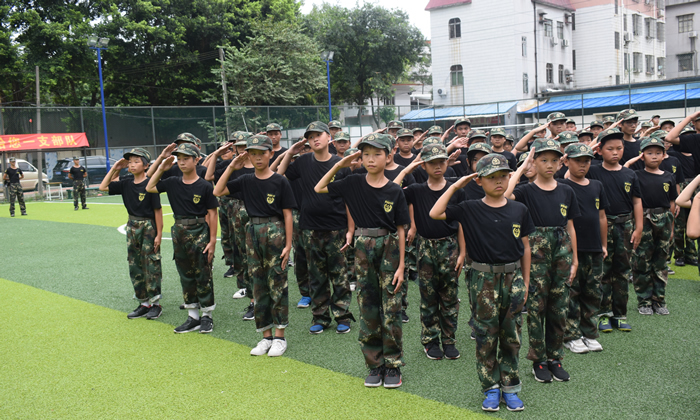 廣東軍事夏令營(yíng)介紹