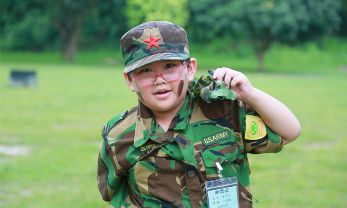 廣州軍事夏令營(yíng)