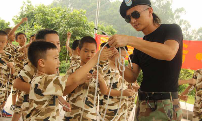 廣州參加特種兵夏令營會有什么收獲.jpg