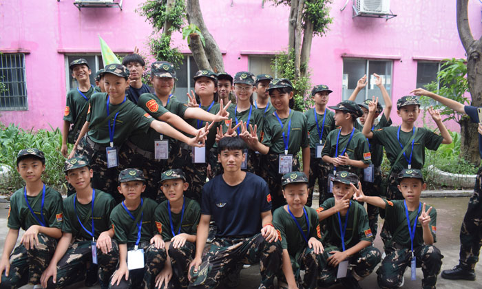 黃埔周邊軍事夏令營(yíng)哪家好