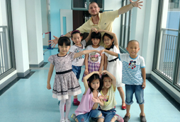 <strong>廣州英語夏令營給孩子提供學英語的優(yōu)良環(huán)境</strong>