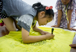 廣州繪畫夏令營(yíng)建議家長(zhǎng)寶寶涂鴉別阻止