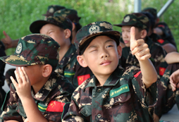 桂林哪里有口碑好的中學(xué)生軍事夏令營