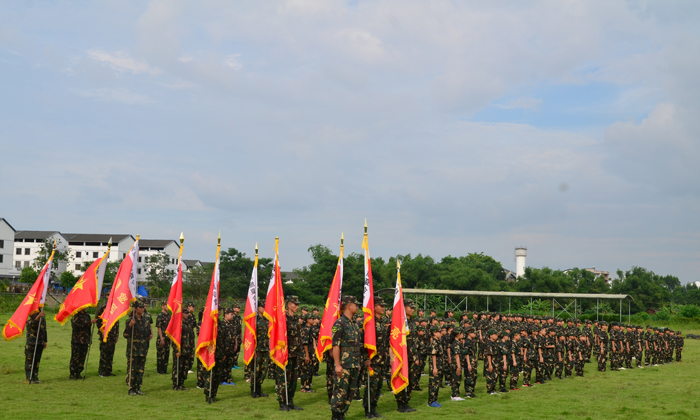 桂林軍訓(xùn)夏令營(yíng)哪家好