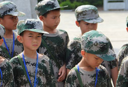 荔浦周邊夏令營哪個軍事夏令營適合中小學(xué)生？
