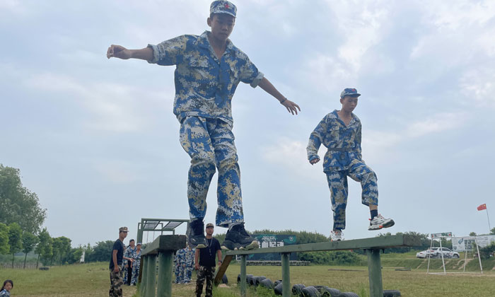 礪劍軍事夏令營