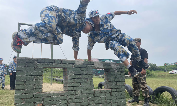 礪劍軍事夏令營