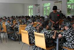 在貴州軍事夏令營活動(dòng)中孩子會(huì)不會(huì)只是一個(gè)旁觀者？