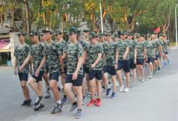  貴州軍事夏令營(yíng)費(fèi)用是多少？