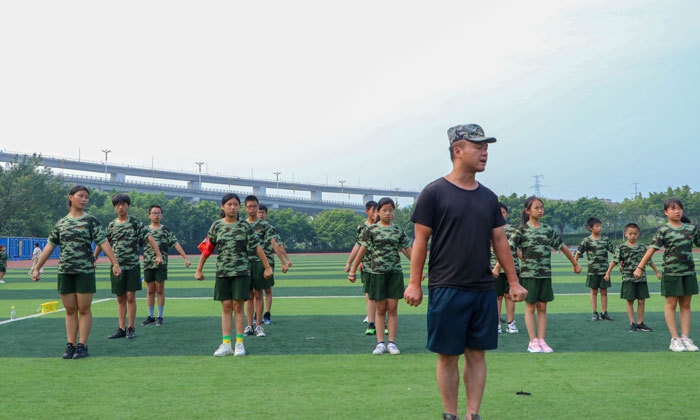 貴州興義周邊夏令營多少錢
