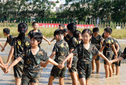 國內(nèi)有哪些國防教育夏令營