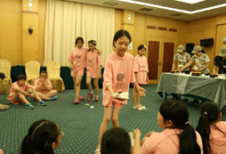 暑假如何為女孩子在國內(nèi)選擇適合的夏令營
