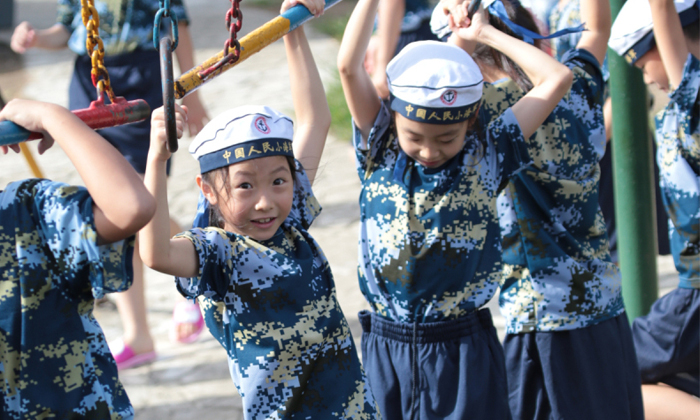 國(guó)內(nèi)知名軍事夏令營(yíng)