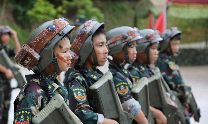 國內(nèi)有哪些特種兵夏令營
