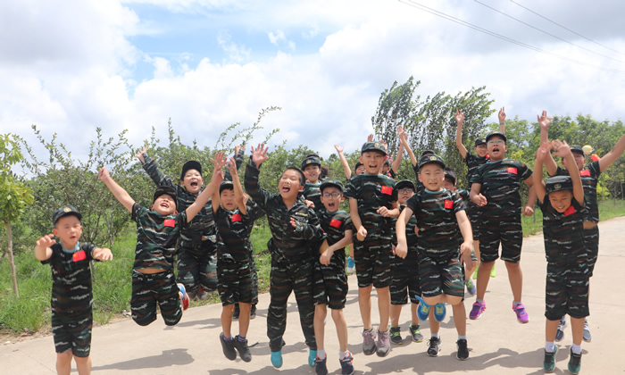 2024小學(xué)生軍事夏令營