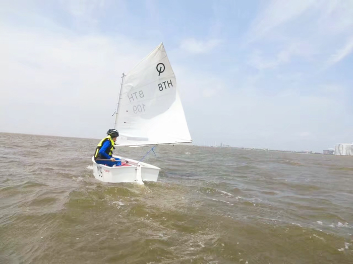 12550736437981240870.jpg