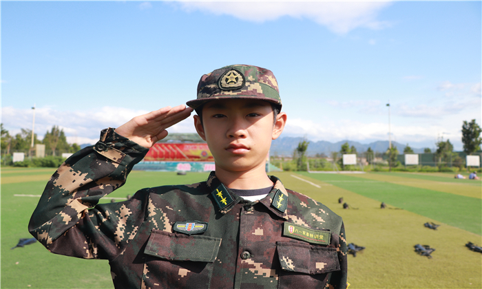 國內(nèi)受歡迎的軍事夏令營