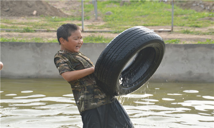 國內(nèi)軍事夏令營.jpg