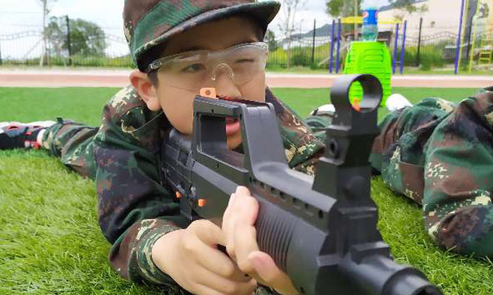 軍事夏令營