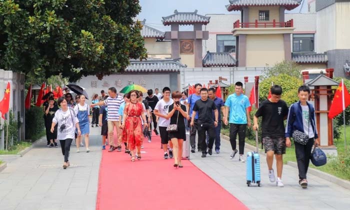 國內(nèi)的夏令營哪里好