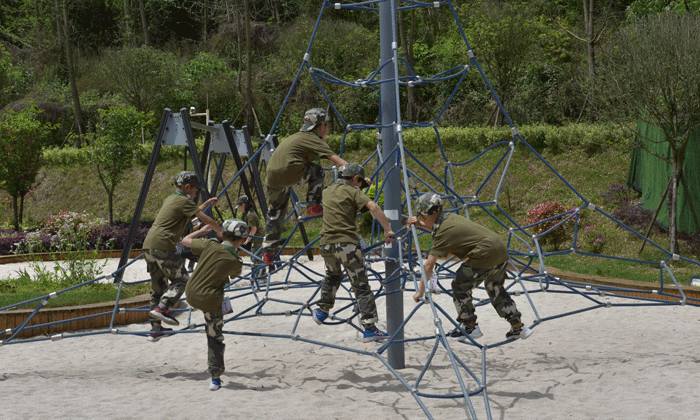 國內(nèi)軍事夏令營費(fèi)用