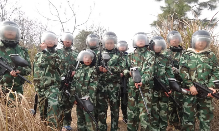 各地暑假特訓(xùn)軍事夏令營怎么樣
