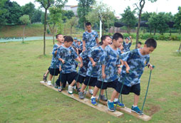 孩子叛逆參加夏令營會有幫助嗎？