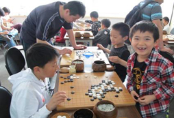 暑期圍棋夏令營介紹孩子學(xué)圍棋用什么棋具好