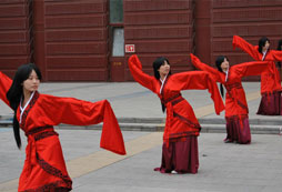關(guān)于青少年國學(xué)夏令營營地體驗