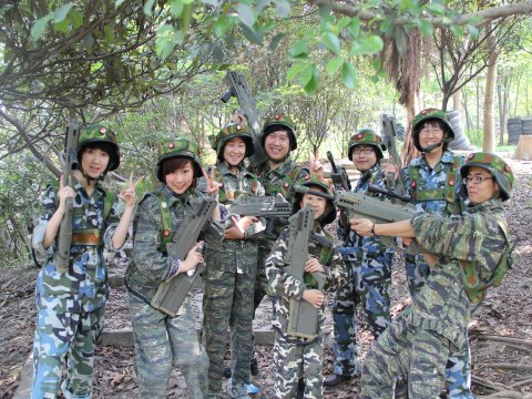 軍事夏令營