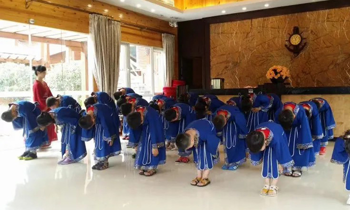 國內(nèi)口碑好的國學(xué)夏令營為你推薦！2.jpg