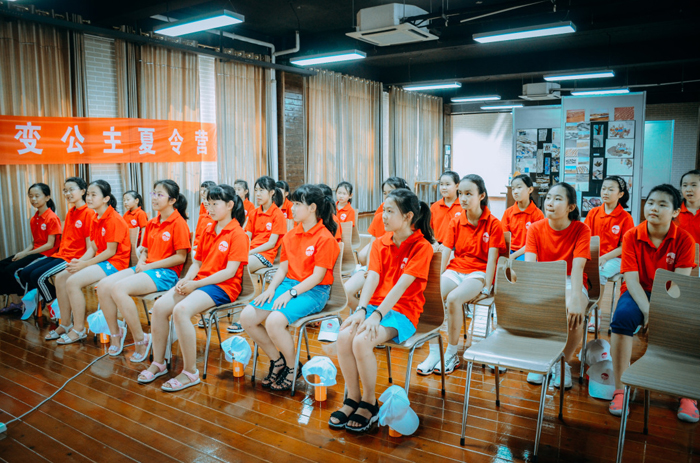 國學(xué)培訓(xùn)班兒童
