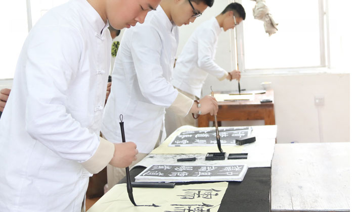 小學(xué)生國(guó)學(xué)夏令營(yíng)有哪些