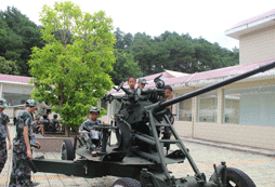 軍事武器模型近距離參觀