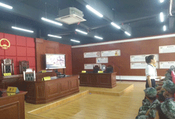 庭審模擬