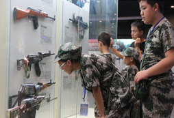 廣西黃埔軍事夏令營為孩子們制定訓(xùn)練目標(biāo)