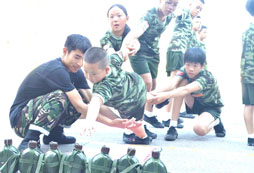 哈爾濱軍訓(xùn)夏令營帶給孩子哪些好處