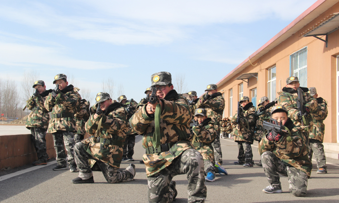 哈爾濱暑期軍事化夏令營活動