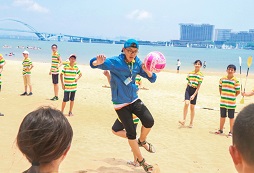 青少年參加海邊夏令營有什么好處？