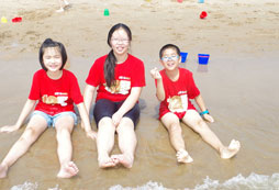 海濱夏令營(yíng)體驗(yàn)不同的人生