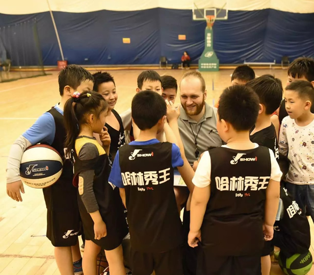 哈林秀王夏令營有適合于周末參加的嗎