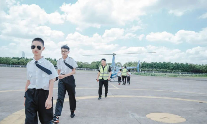 航空科技夏令營(yíng)報(bào)名須知有哪些