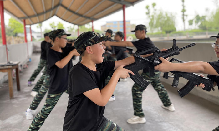 杭州軍事夏令營多少錢
