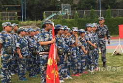 杭州軍事夏令營(yíng)隊(duì)列生活中應(yīng)注意哪些問(wèn)題？